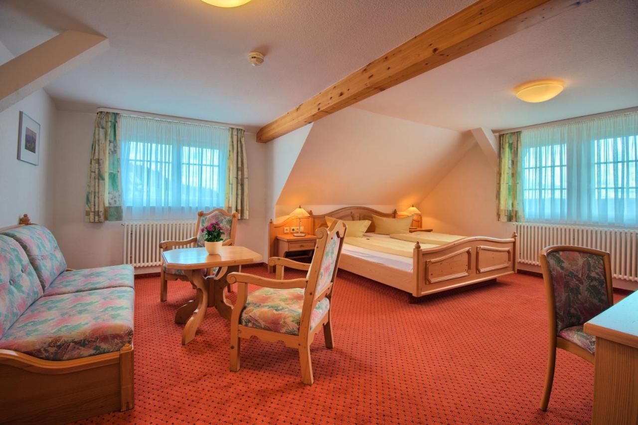 Jufa Hotel Schwarzwald 렌즈키르흐 외부 사진