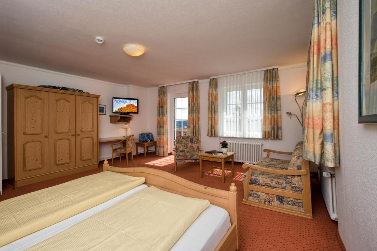 Jufa Hotel Schwarzwald 렌즈키르흐 외부 사진